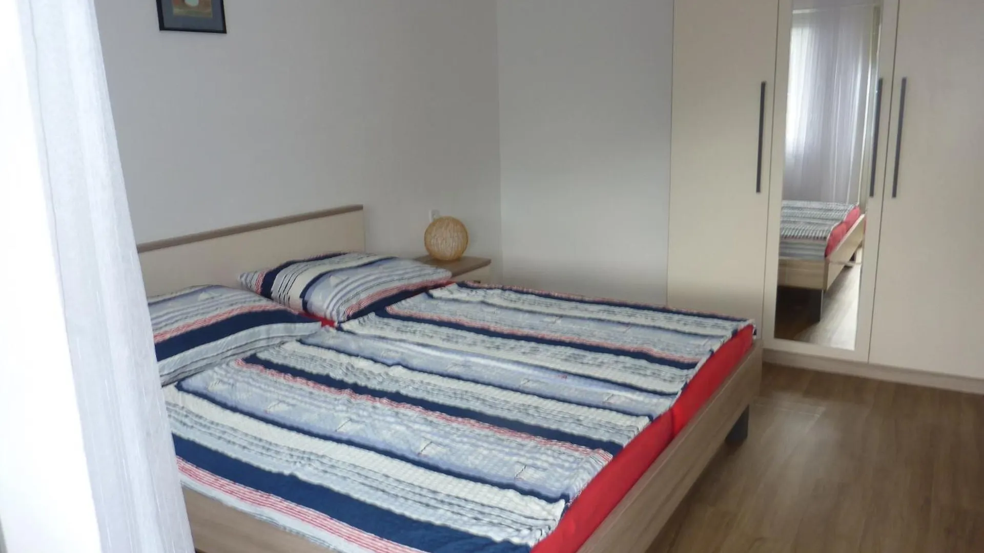 Horvat Apartmani Starigrad Paklenica Croatia