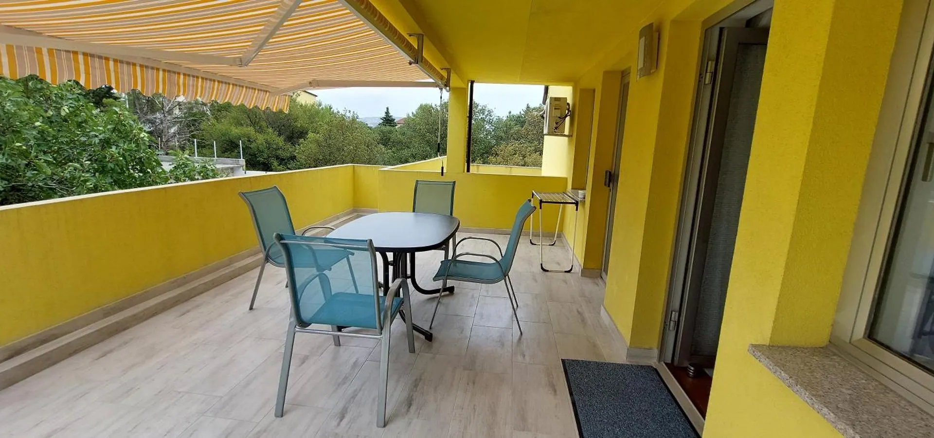 Horvat Apartmani Starigrad Paklenica