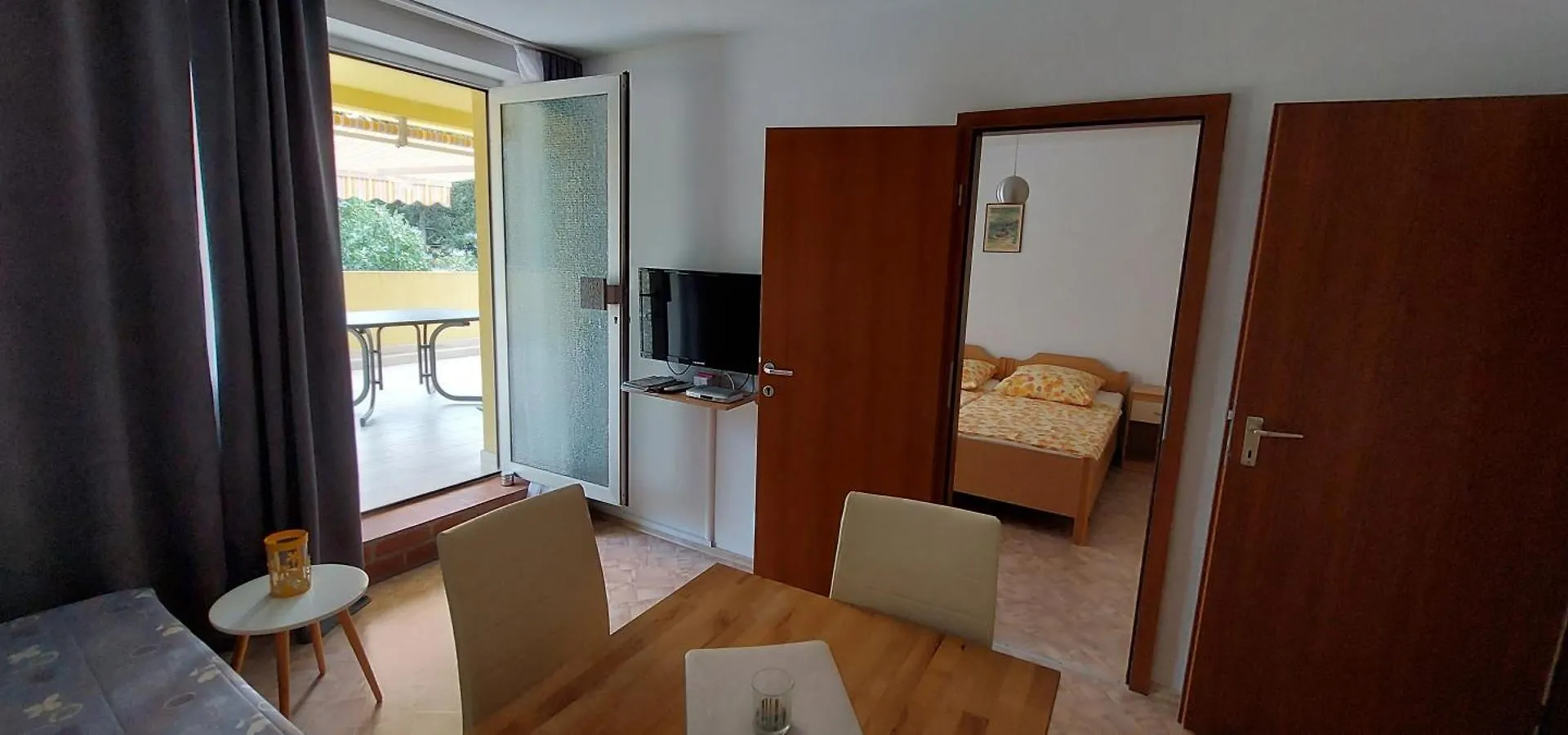 Apartment Horvat Apartmani Starigrad Paklenica Croatia